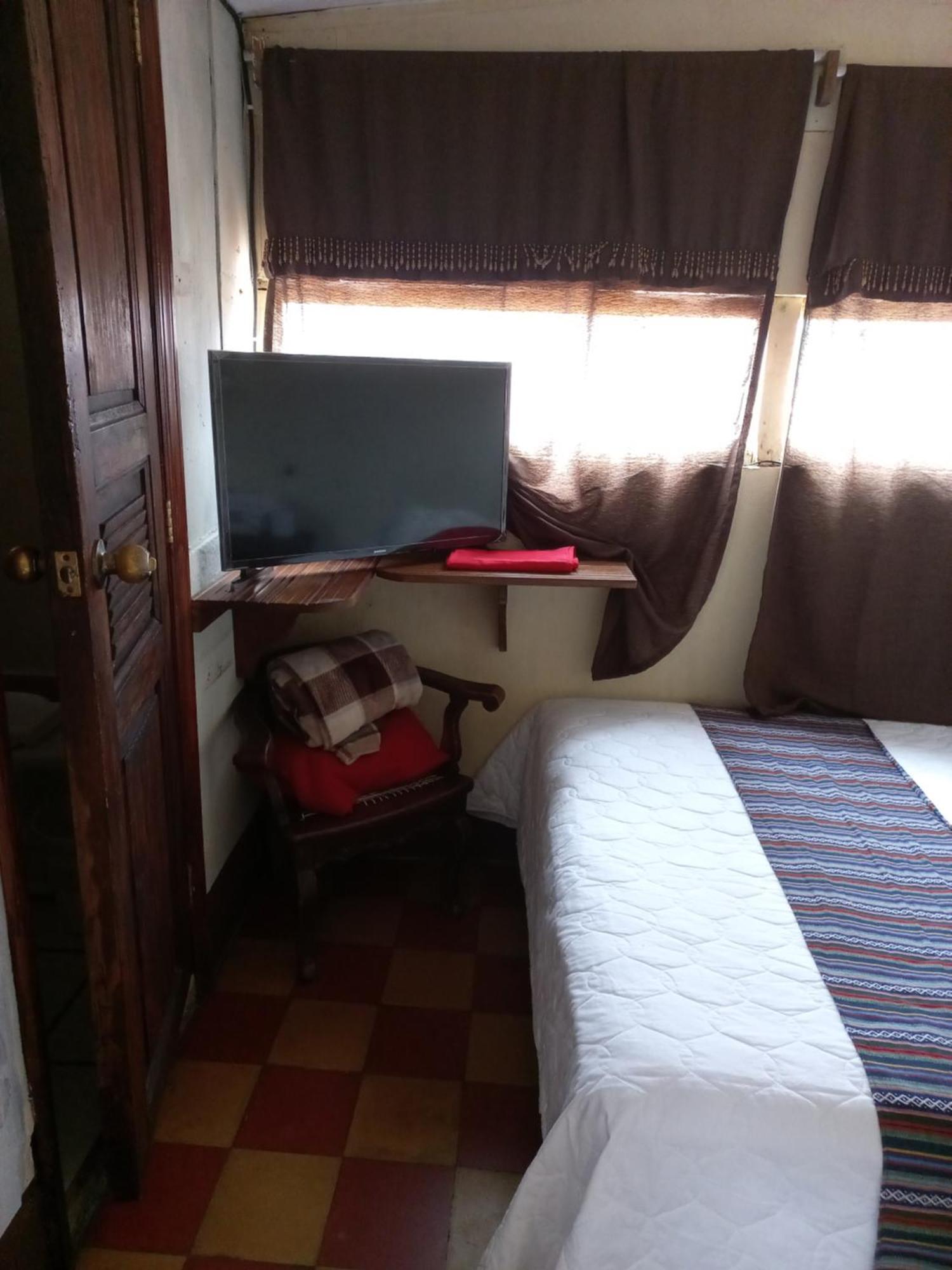 Hotel Acatenango Inn Antigua Dış mekan fotoğraf